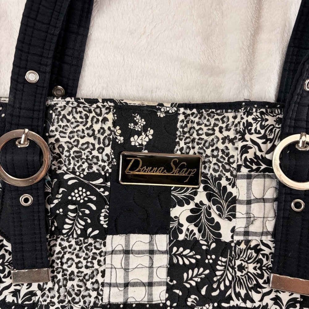 Donna Sharp Quilted Patchwork Handbag Black White Paisley Hot Pink Lining Retro - Picture 2 of 8